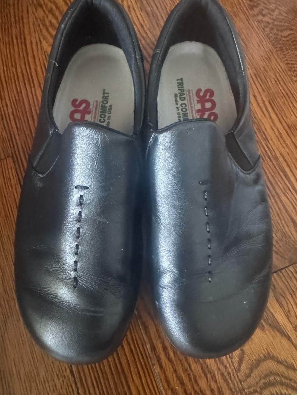 SAS Women’s Black Leather Slip-On Comfort Mocs